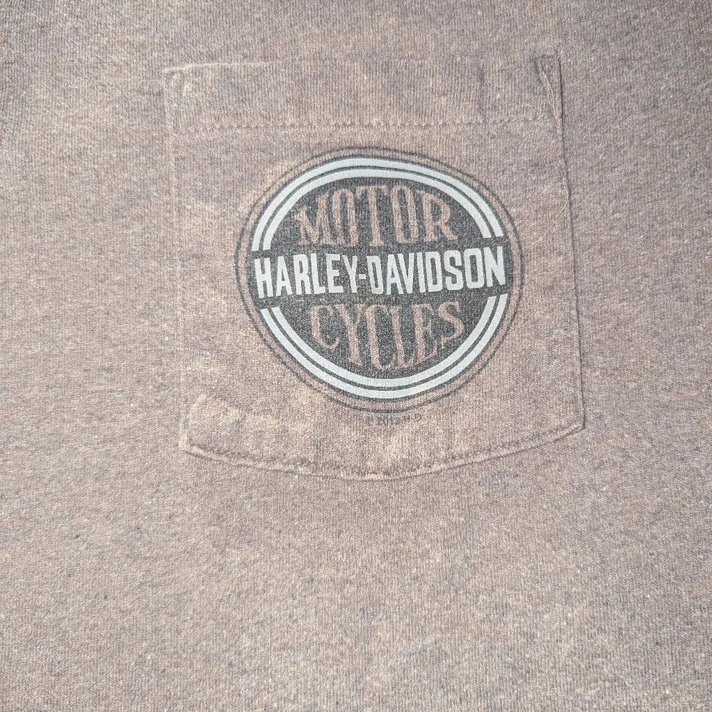 Harley-Davidson Men's Large? Powder Keg Harley Brown Single‎ Pocket Polo Shirt